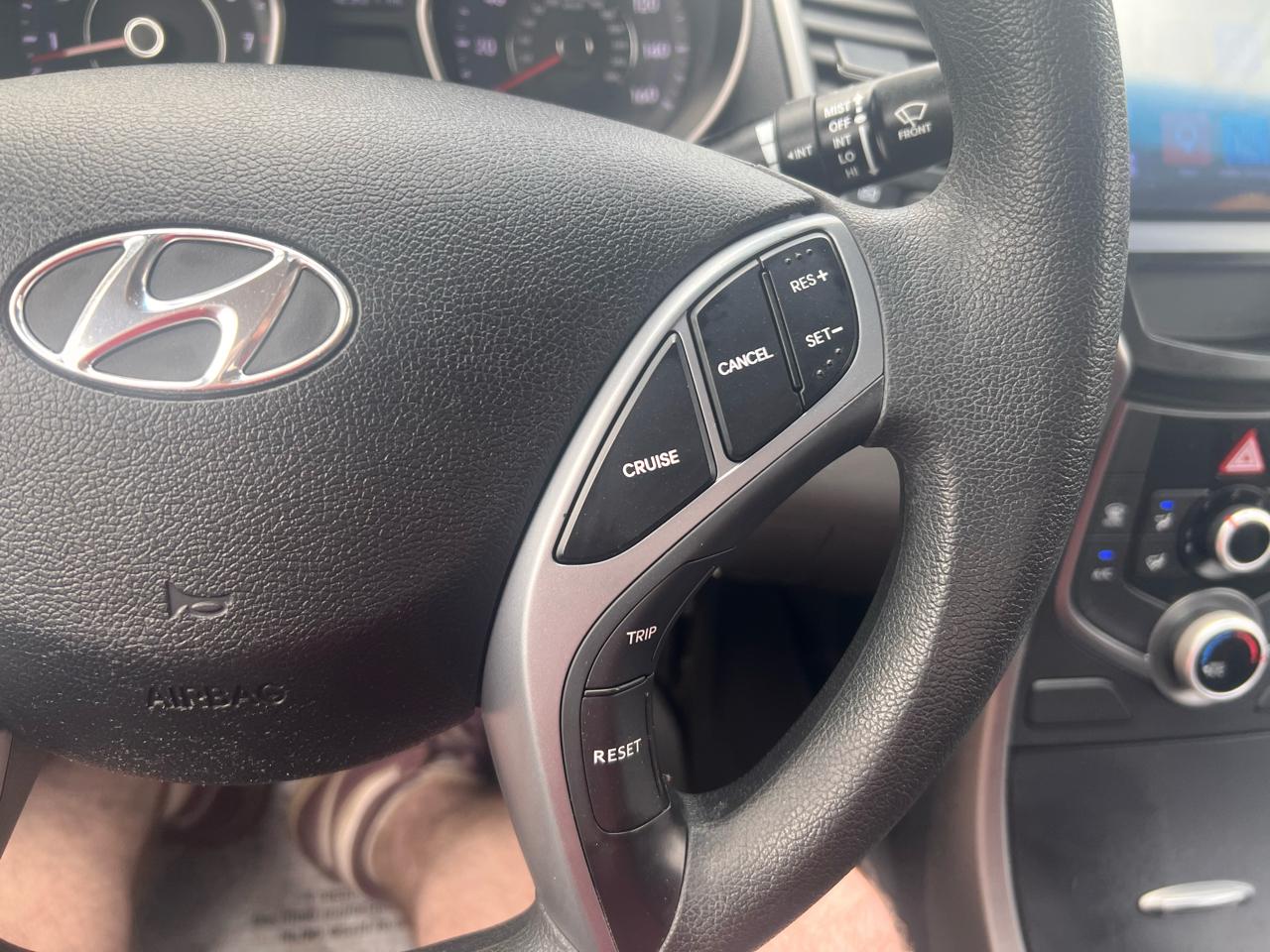 Hyundai Elantra 4dr Sdn Auto SE (Alabama Plant) 2016