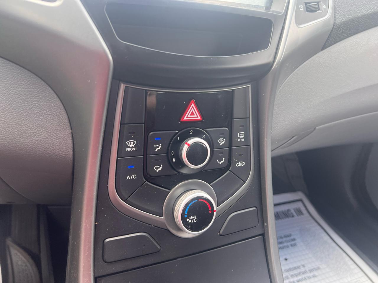 Hyundai Elantra 4dr Sdn Auto SE (Alabama Plant) 2016