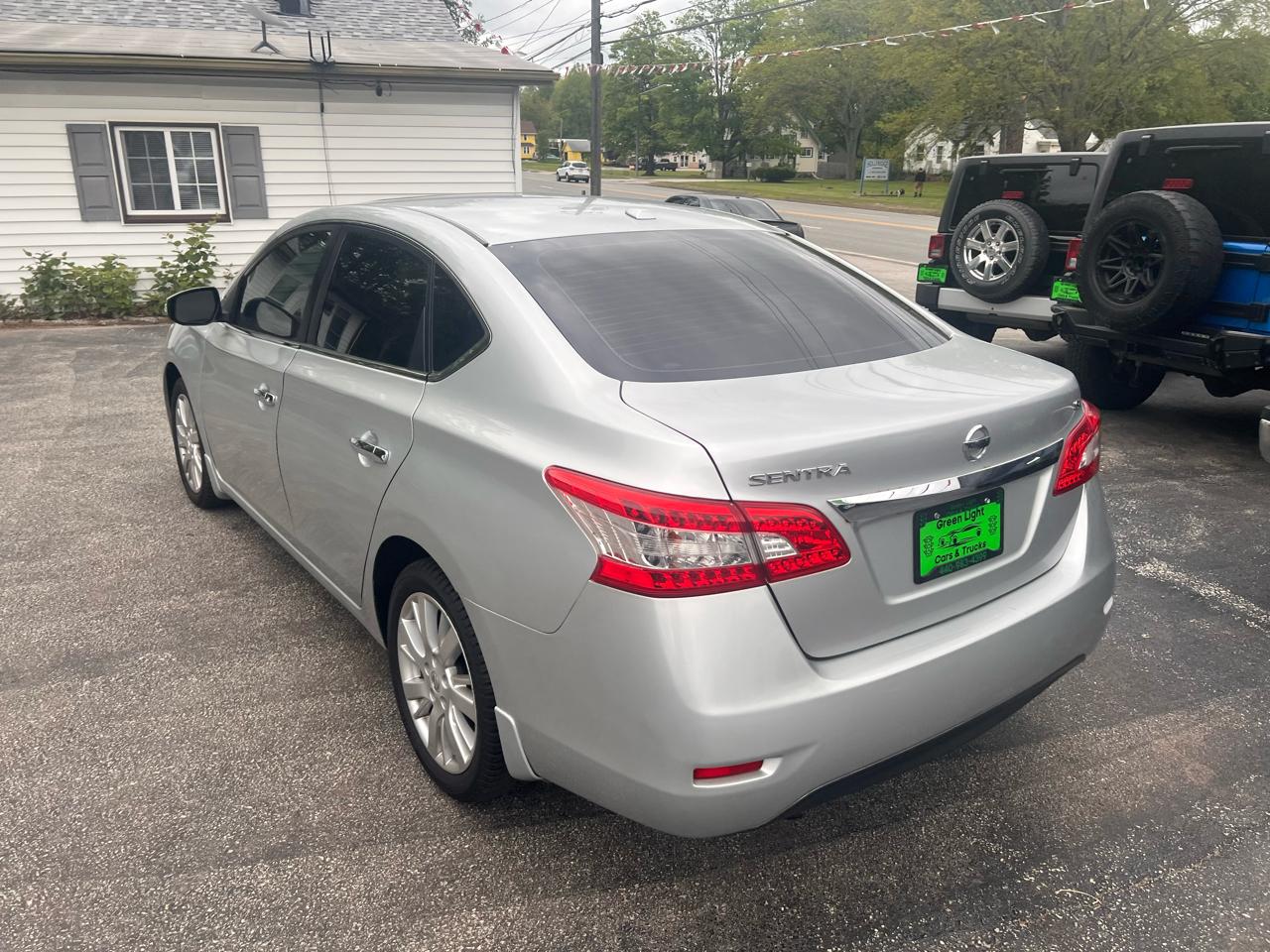 Nissan Sentra SL 4D Sedan 2015
