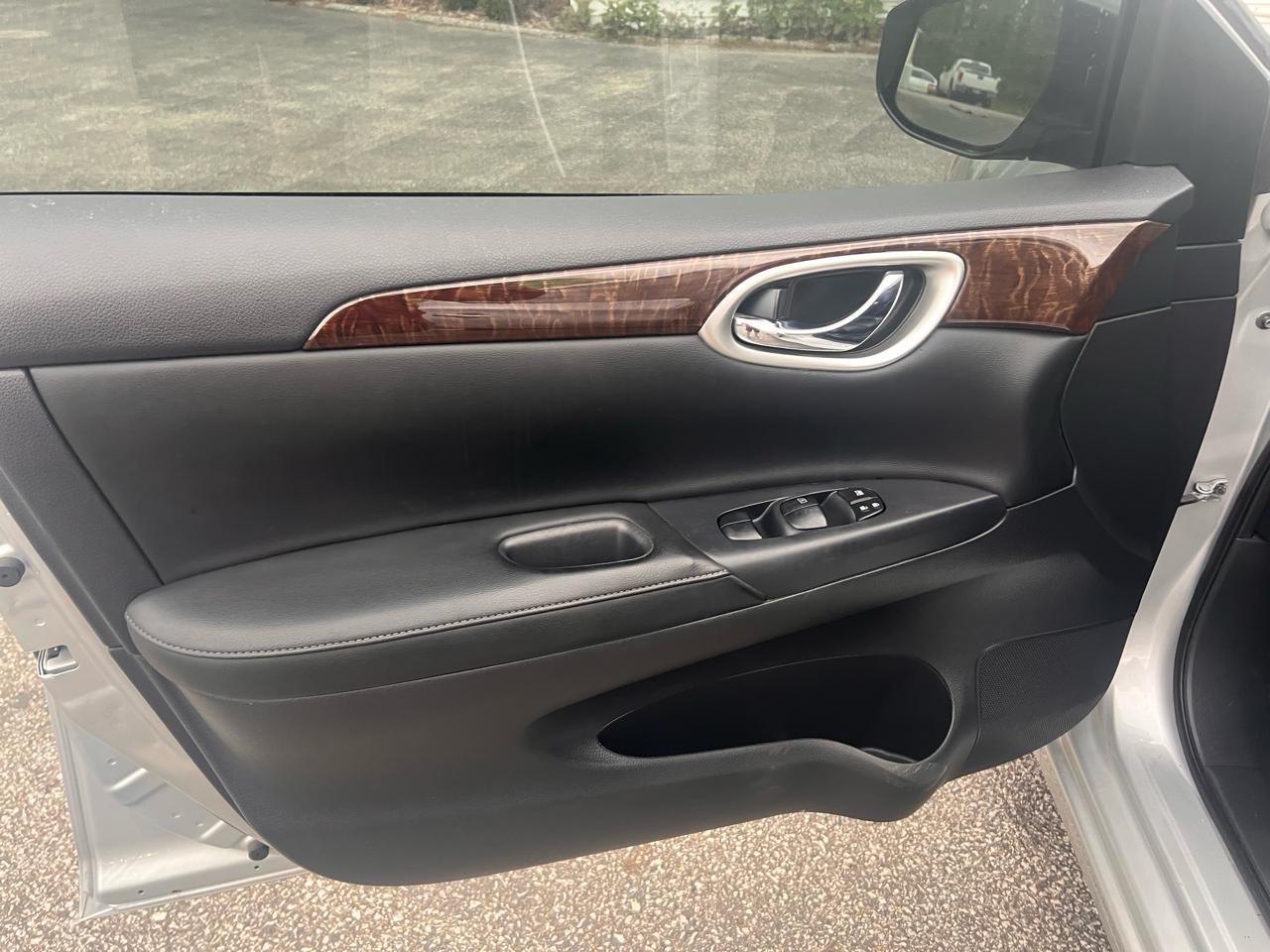 Nissan Sentra SL 4D Sedan 2015