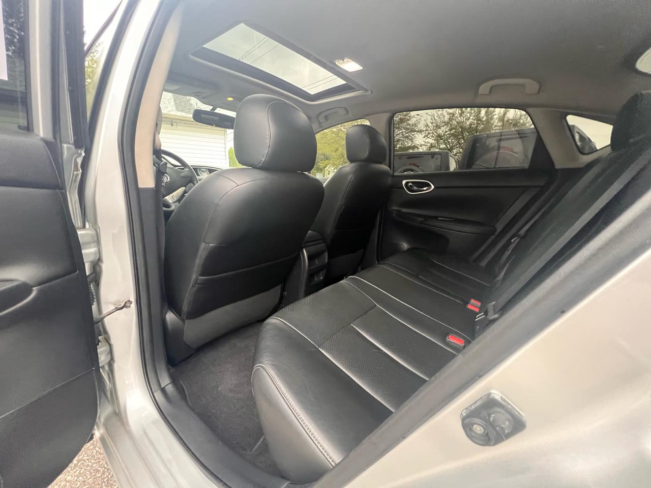 Nissan Sentra SL 4D Sedan 2015