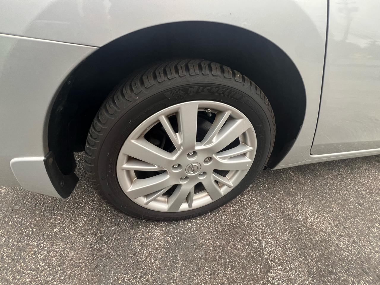 Nissan Sentra SL 4D Sedan 2015