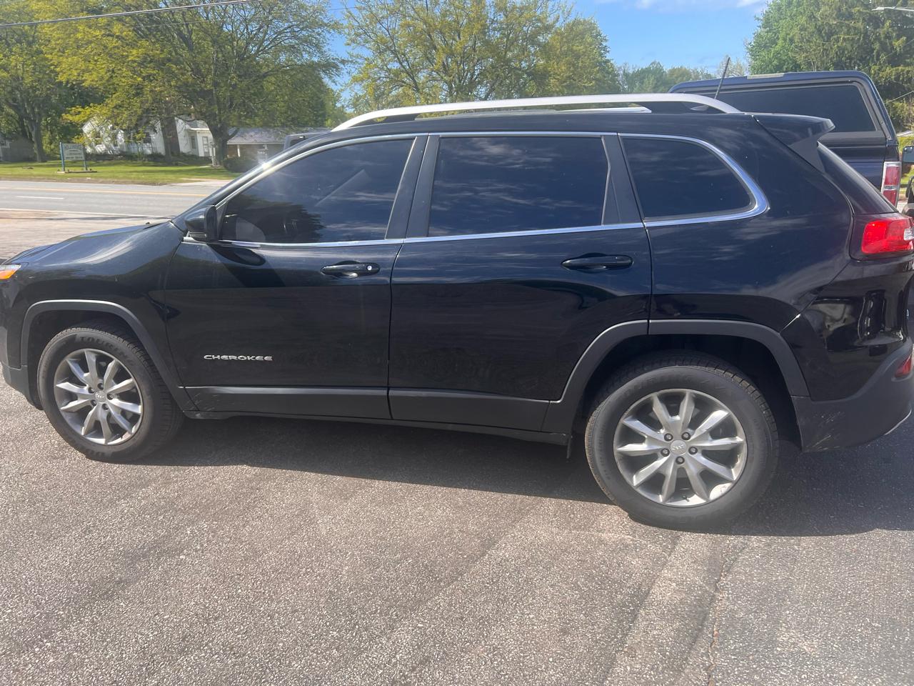 Jeep Cherokee 4WD 4dr Limited 2017