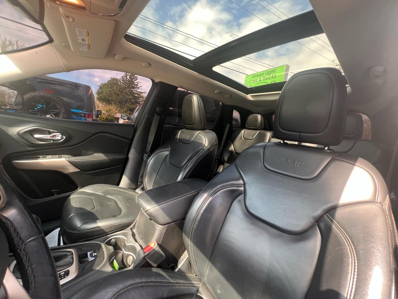 Jeep Cherokee 4WD 4dr Limited 2017