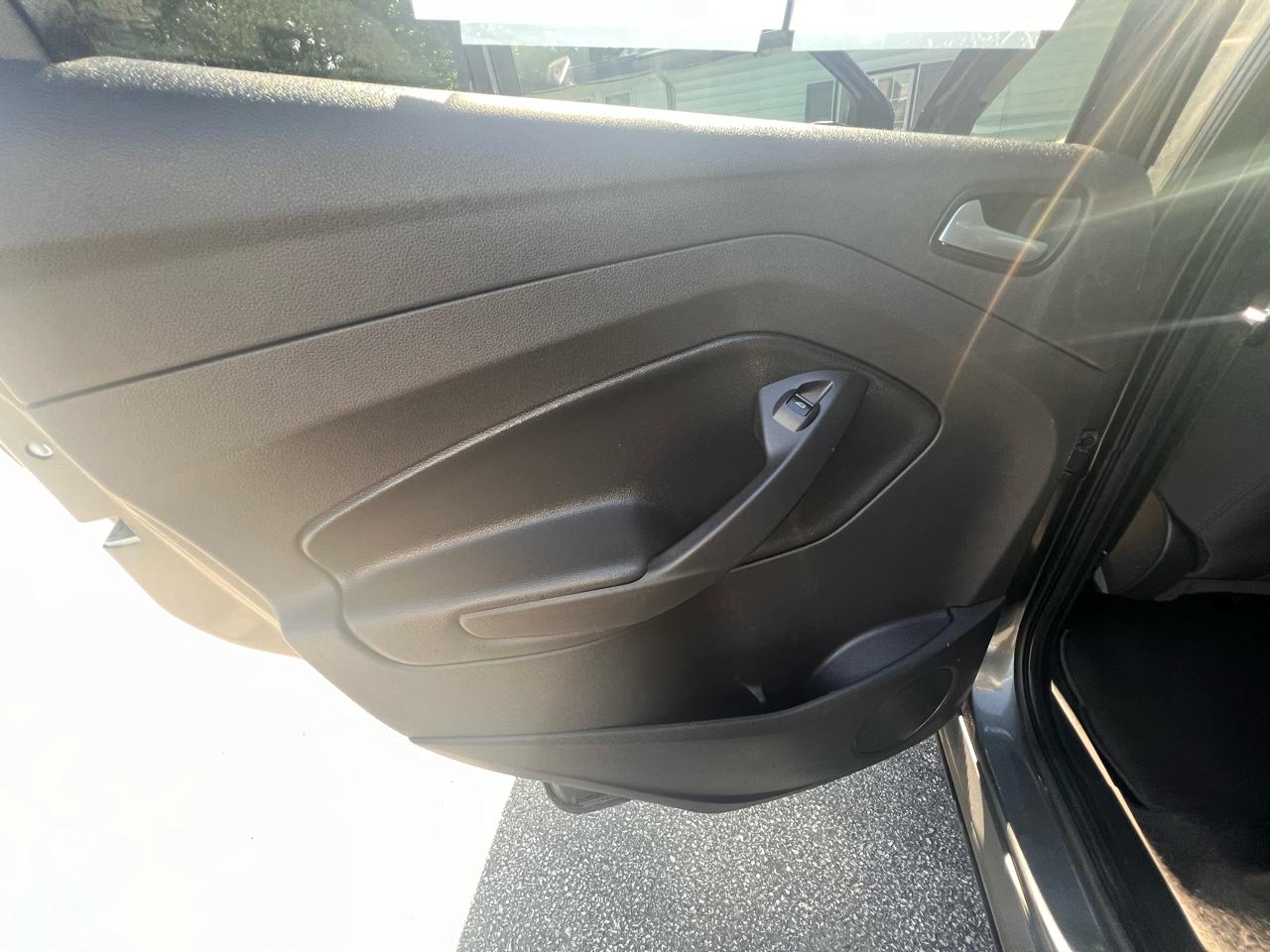 Ford Escape 4WD 4dr SE 2016