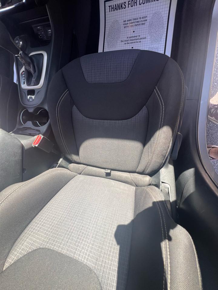 Jeep Cherokee 4WD 4dr Latitude 2015