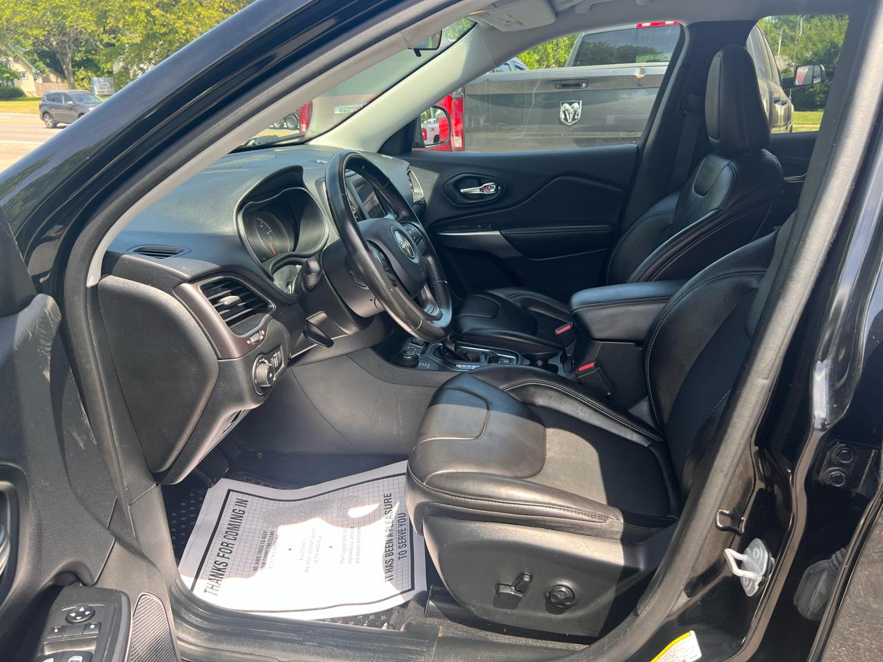Jeep Cherokee Latitude Plus 4x4 2019