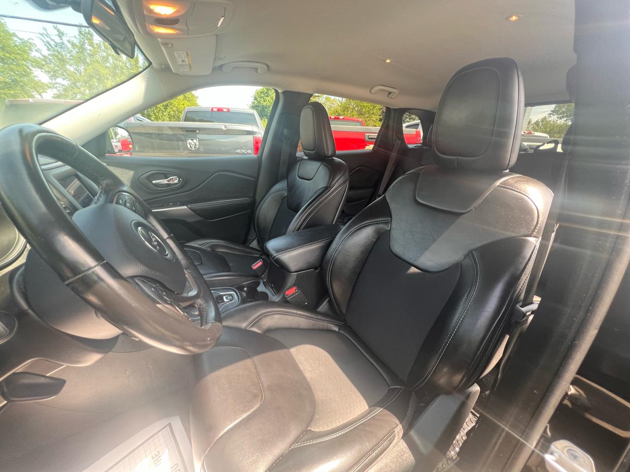 Jeep Cherokee Latitude Plus 4x4 2019