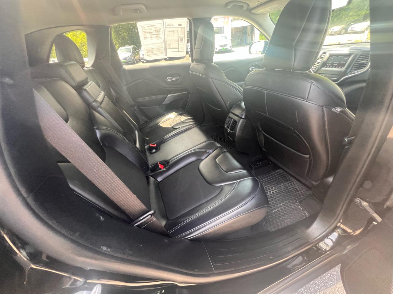 Jeep Cherokee Latitude Plus 4x4 2019