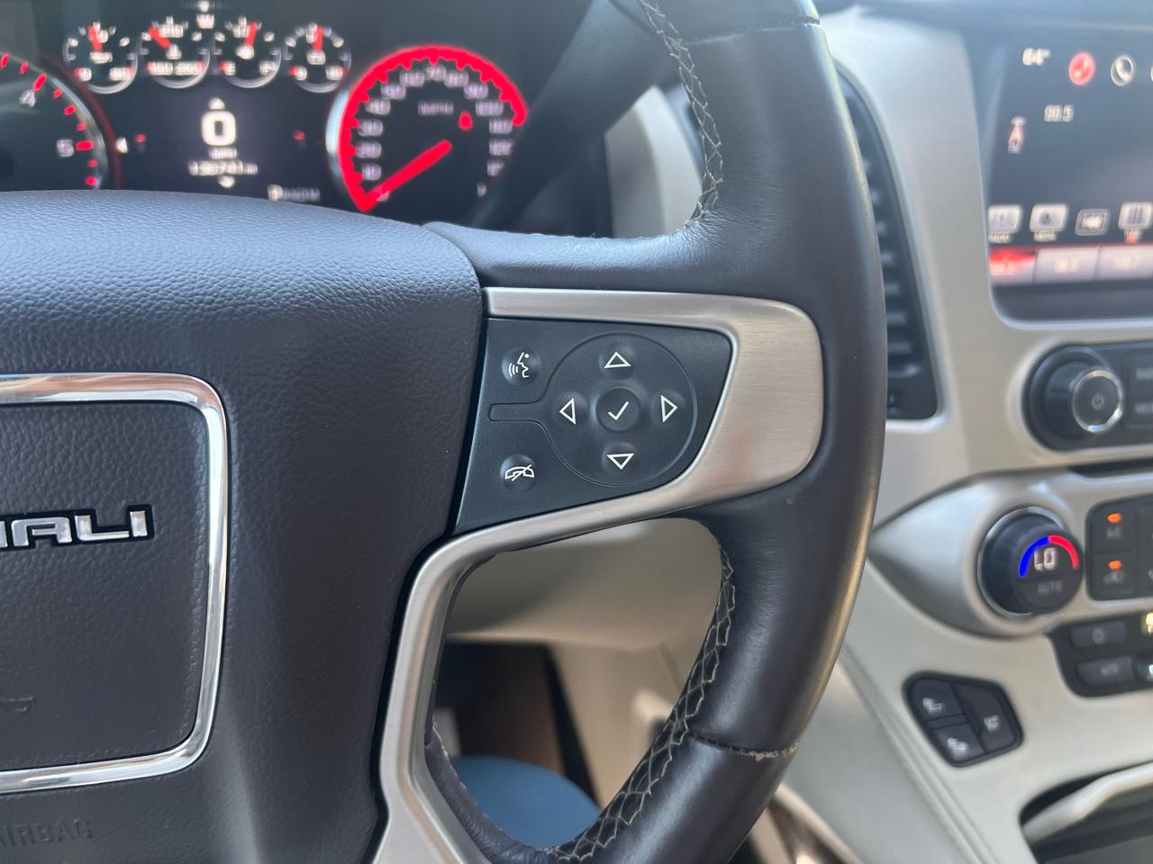 GMC Yukon 4WD 4dr Denali 2016