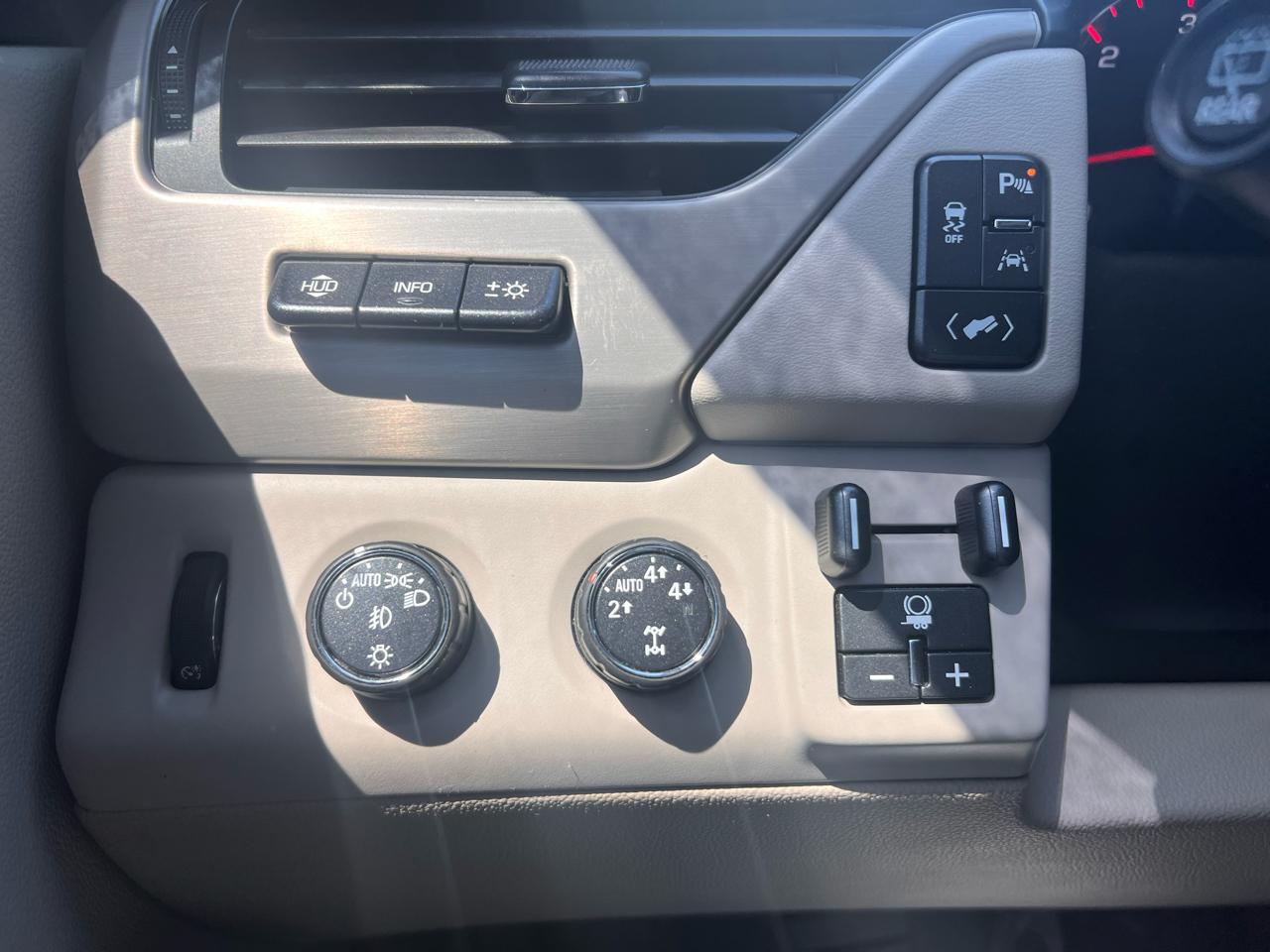 GMC Yukon 4WD 4dr Denali 2016