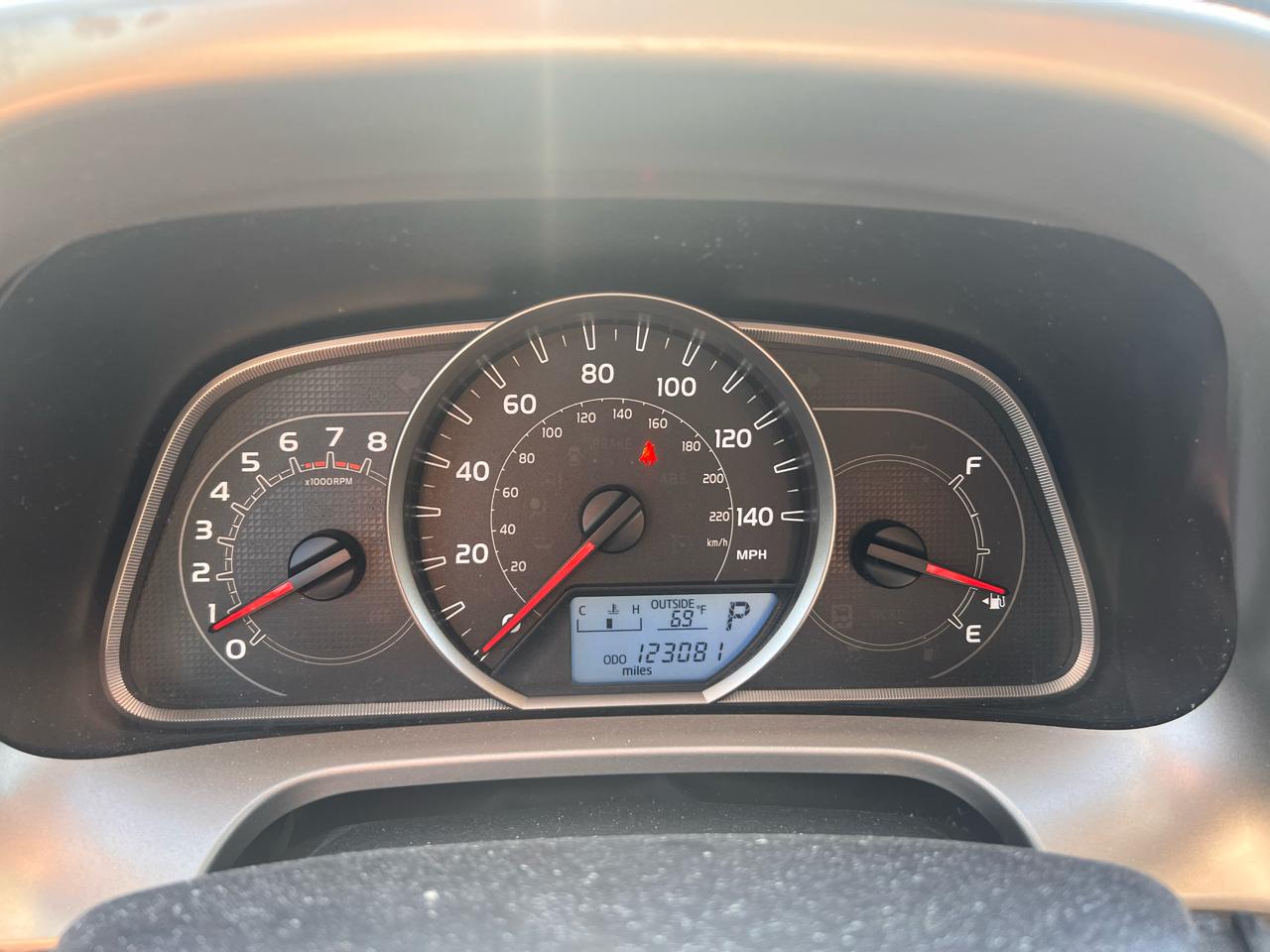 Toyota RAV4 AWD 4dr LE (Natl) 2015