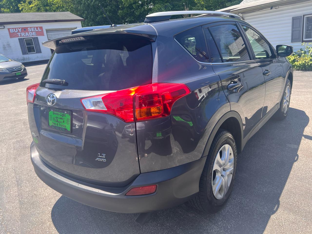 Toyota RAV4 AWD 4dr LE (Natl) 2015