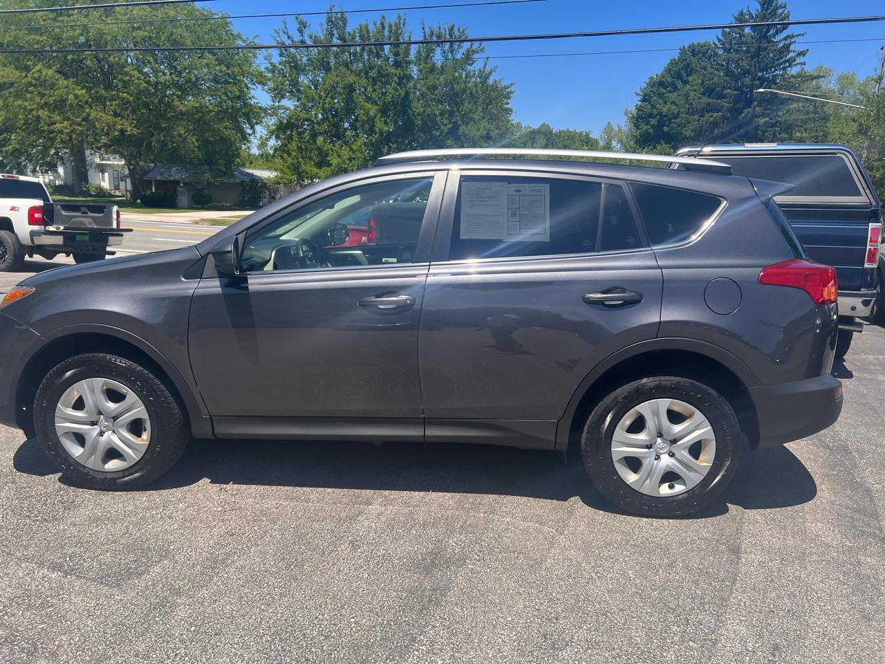 Toyota RAV4 AWD 4dr LE (Natl) 2015