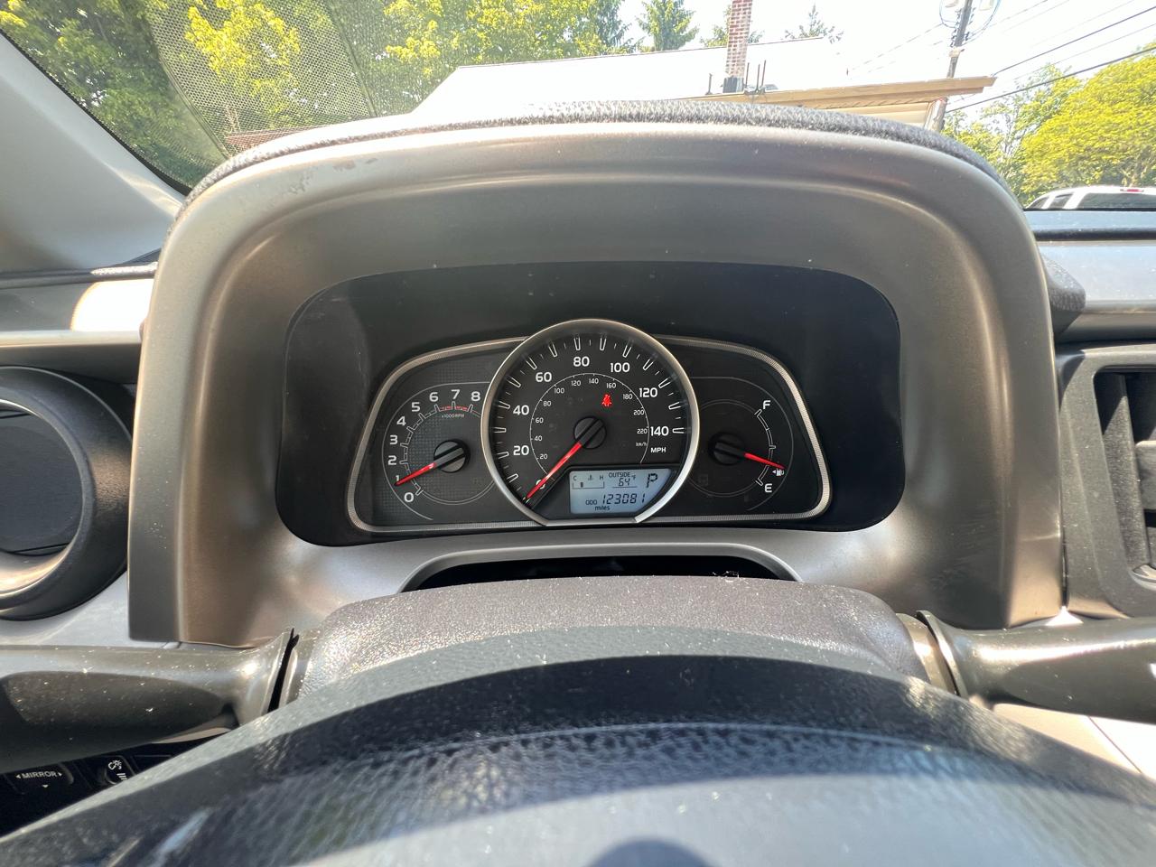 Toyota RAV4 AWD 4dr LE (Natl) 2015