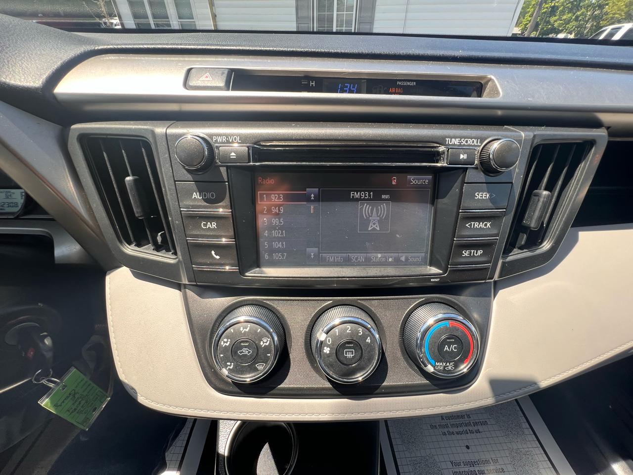 Toyota RAV4 AWD 4dr LE (Natl) 2015
