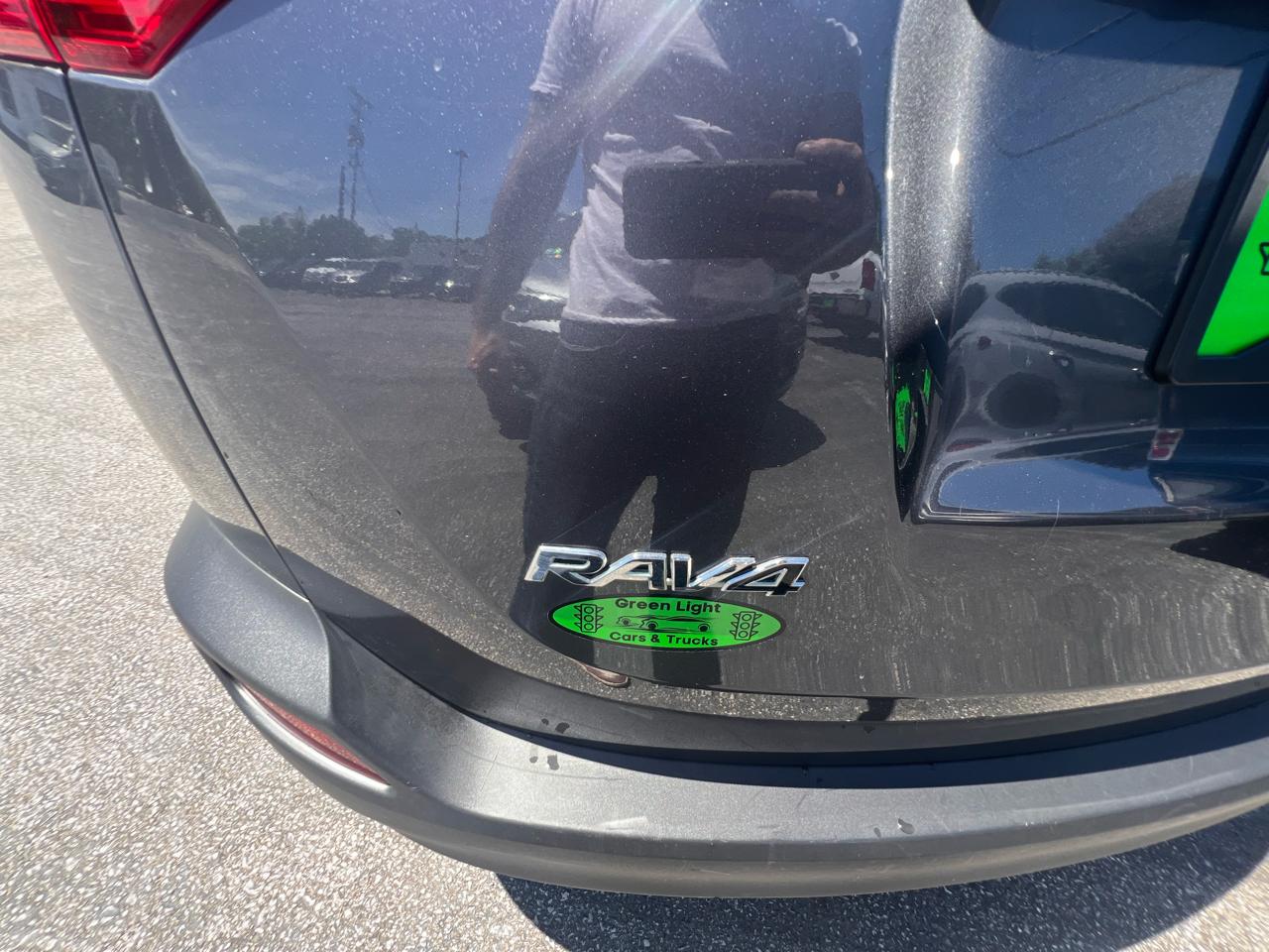 Toyota RAV4 AWD 4dr LE (Natl) 2015