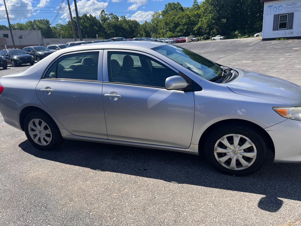 Toyota Corolla 4dr Sdn Man (Natl) 2009