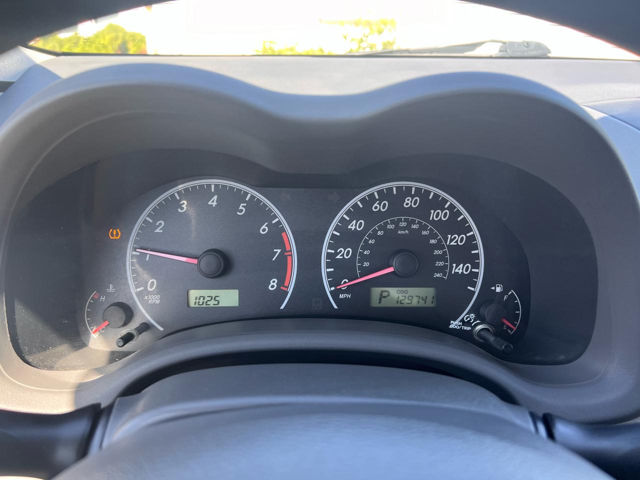 Toyota Corolla 4dr Sdn Man (Natl) 2009