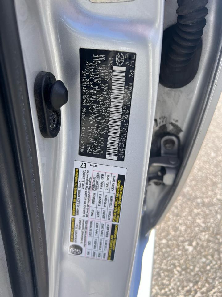 Toyota Corolla 4dr Sdn Man (Natl) 2009