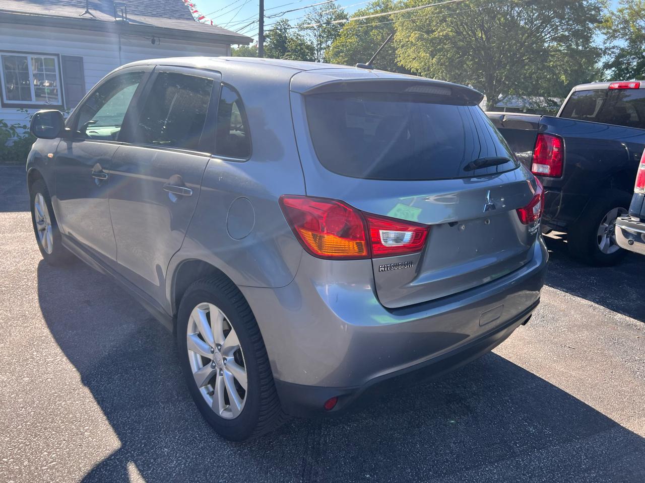 Mitsubishi Outlander Sport AWD 4dr CVT SE 2015