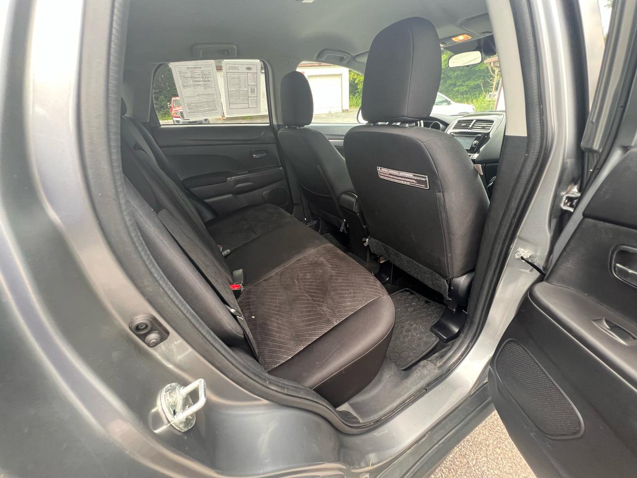 Mitsubishi Outlander Sport AWD 4dr CVT SE 2015