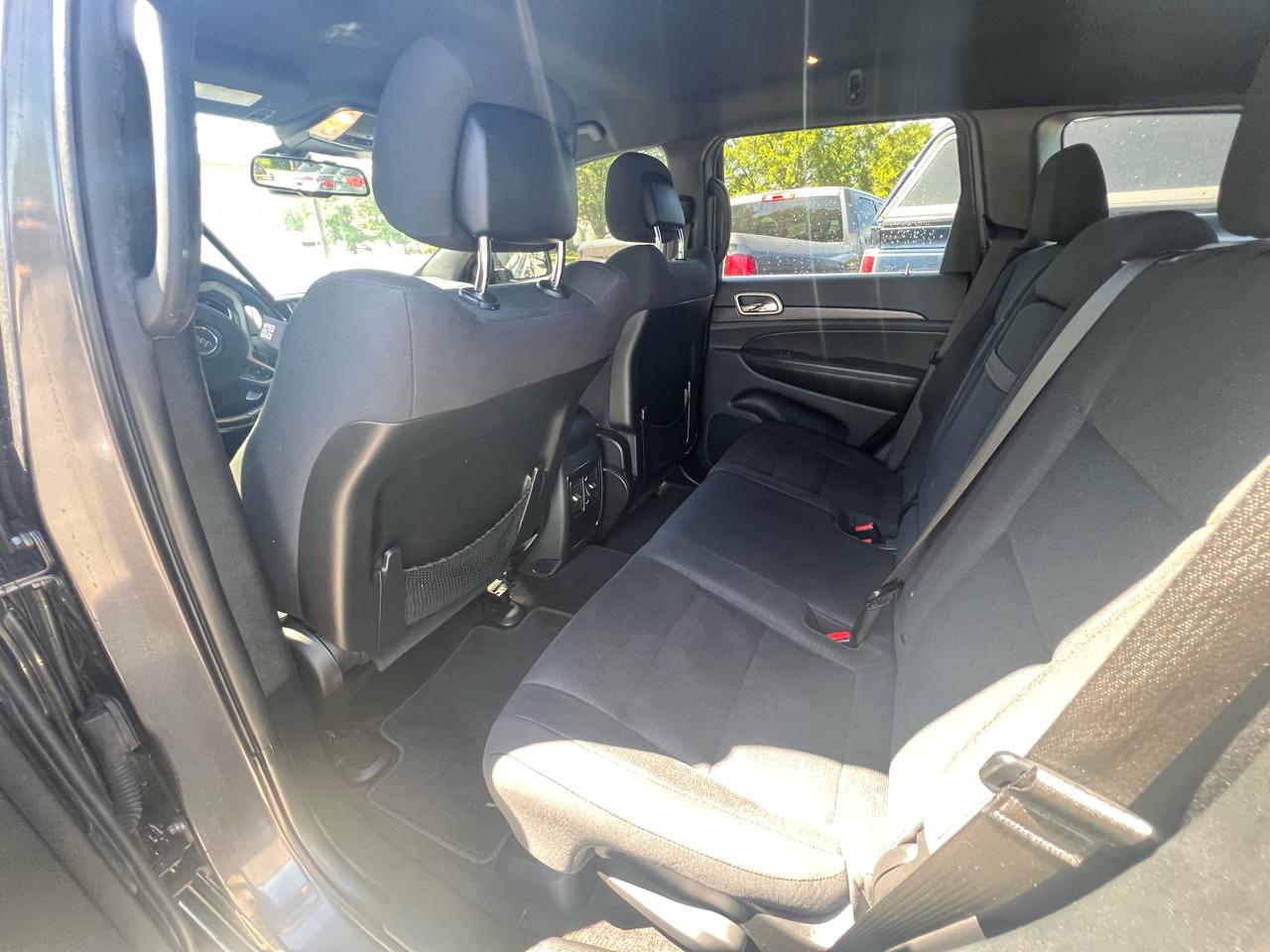 Jeep Grand Cherokee 4WD 4dr Laredo 2016
