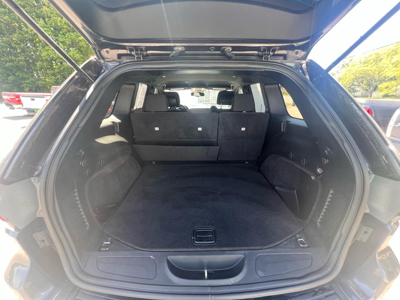 Jeep Grand Cherokee 4WD 4dr Laredo 2016