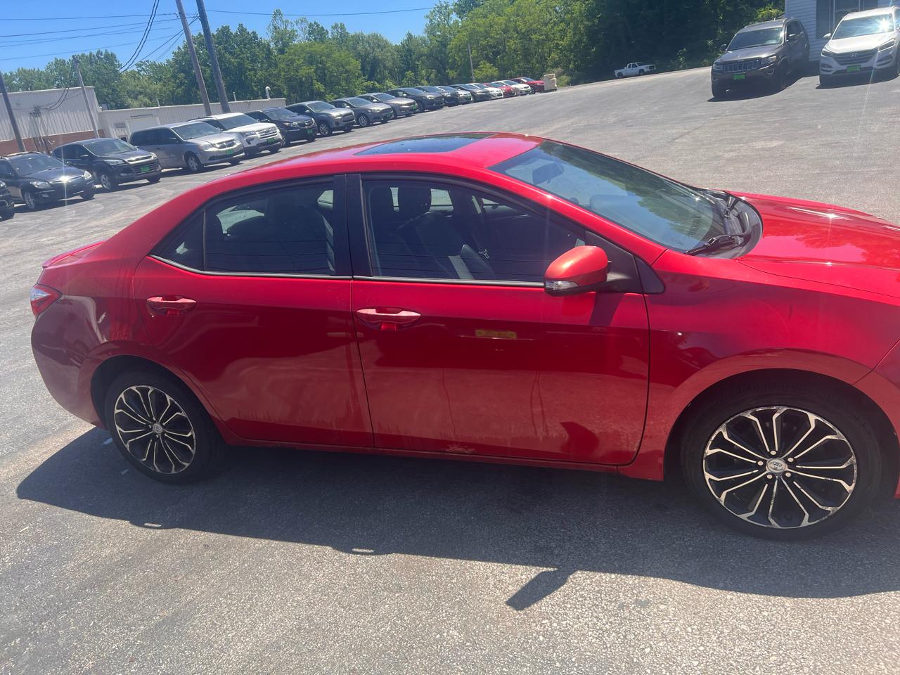 Toyota Corolla 4dr Sdn CVT LE Premium (Natl) 2014