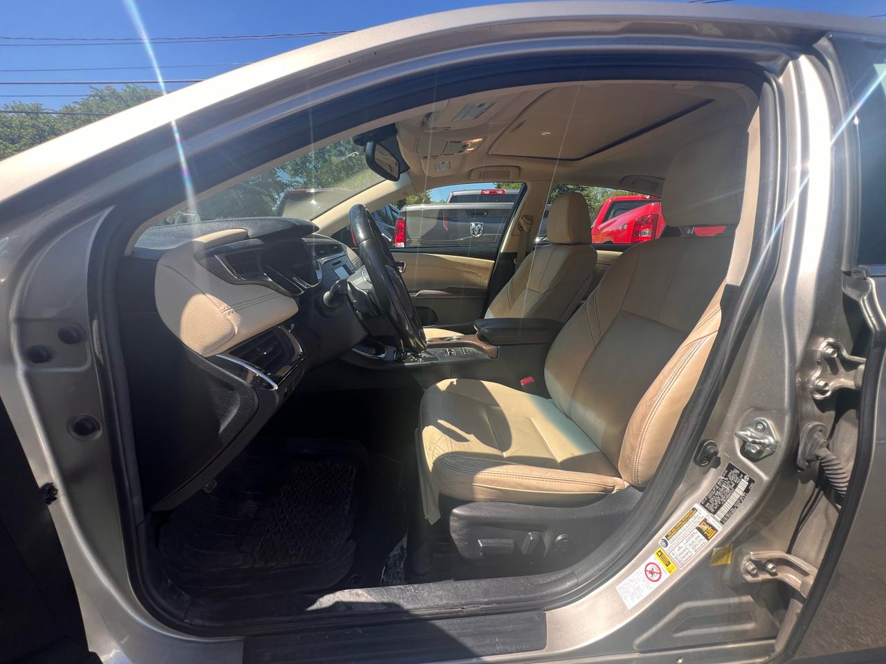 Toyota Avalon 4dr Sdn XLE Touring (Natl) 2013