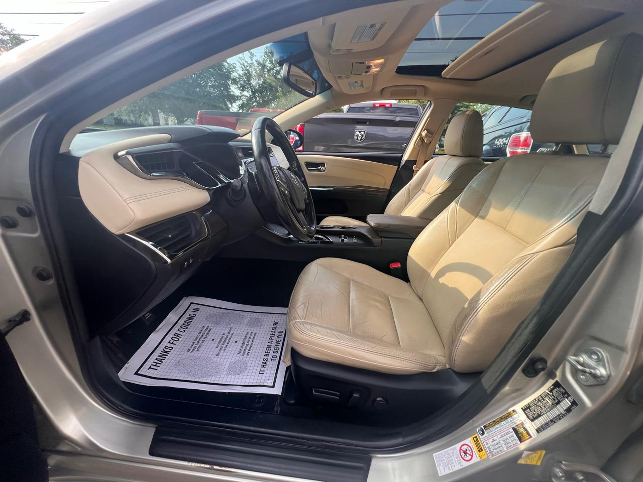 Toyota Avalon 4dr Sdn XLE Touring (Natl) 2013