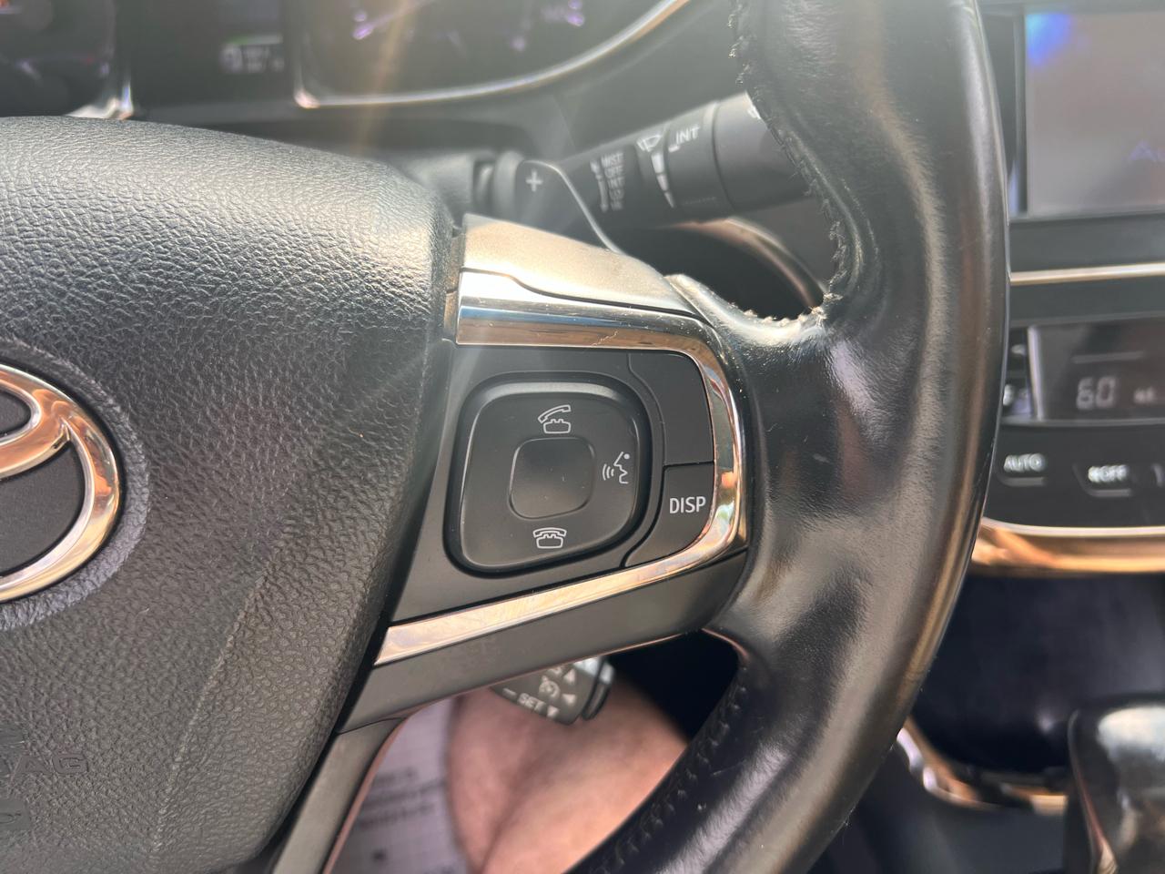 Toyota Avalon 4dr Sdn XLE Touring (Natl) 2013