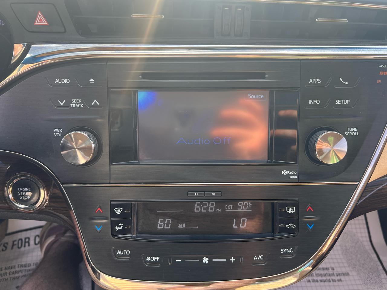 Toyota Avalon 4dr Sdn XLE Touring (Natl) 2013
