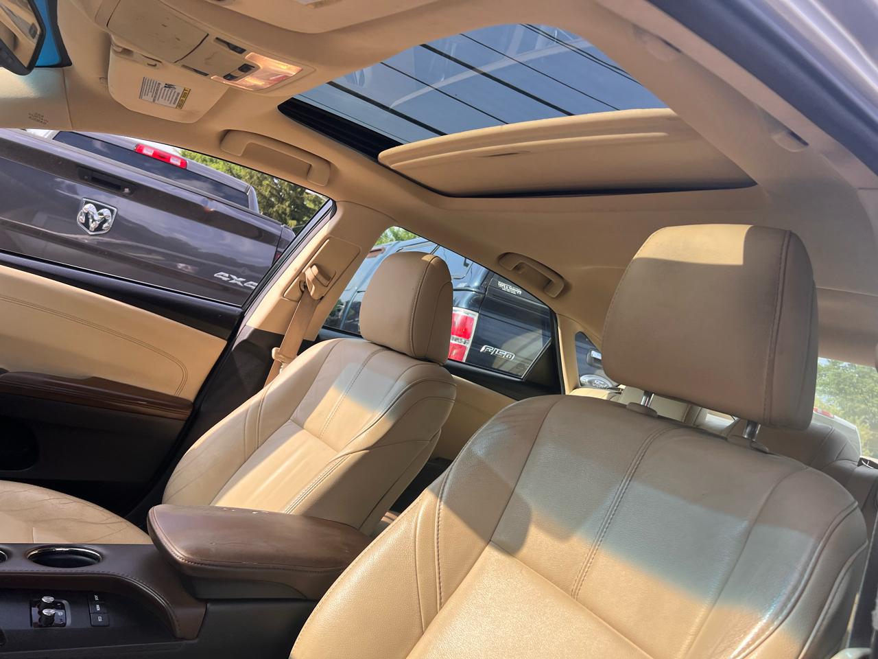 Toyota Avalon 4dr Sdn XLE Touring (Natl) 2013