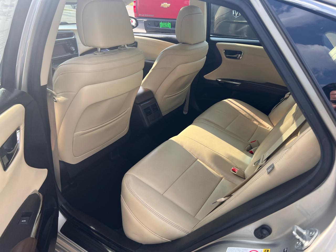 Toyota Avalon 4dr Sdn XLE Touring (Natl) 2013