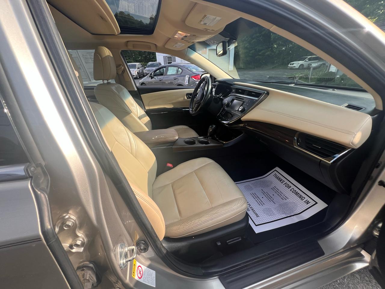 Toyota Avalon 4dr Sdn XLE Touring (Natl) 2013