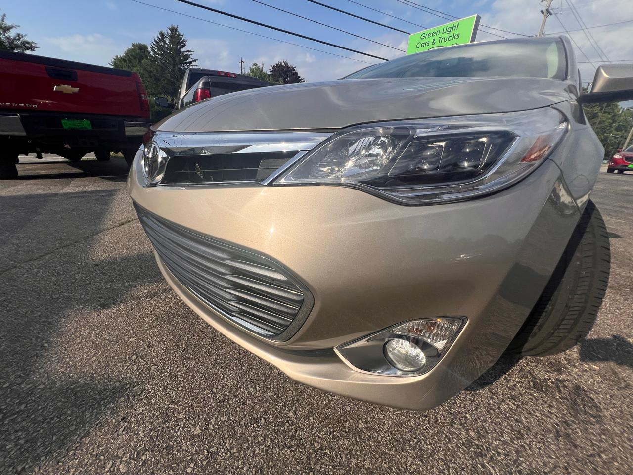 Toyota Avalon 4dr Sdn XLE Touring (Natl) 2013
