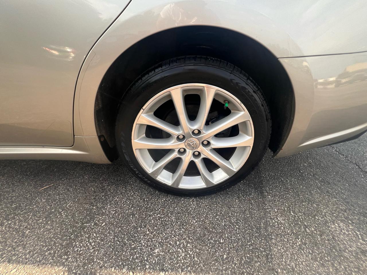 Toyota Avalon 4dr Sdn XLE Touring (Natl) 2013