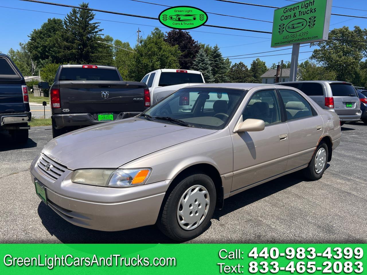 Toyota Camry 4dr Sdn XLE Auto 1997