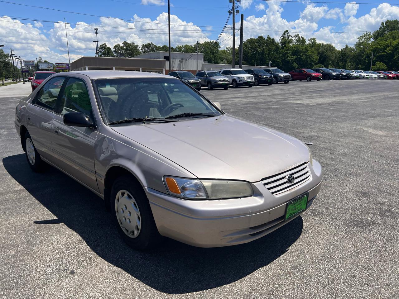 Toyota Camry 4dr Sdn XLE Auto 1997