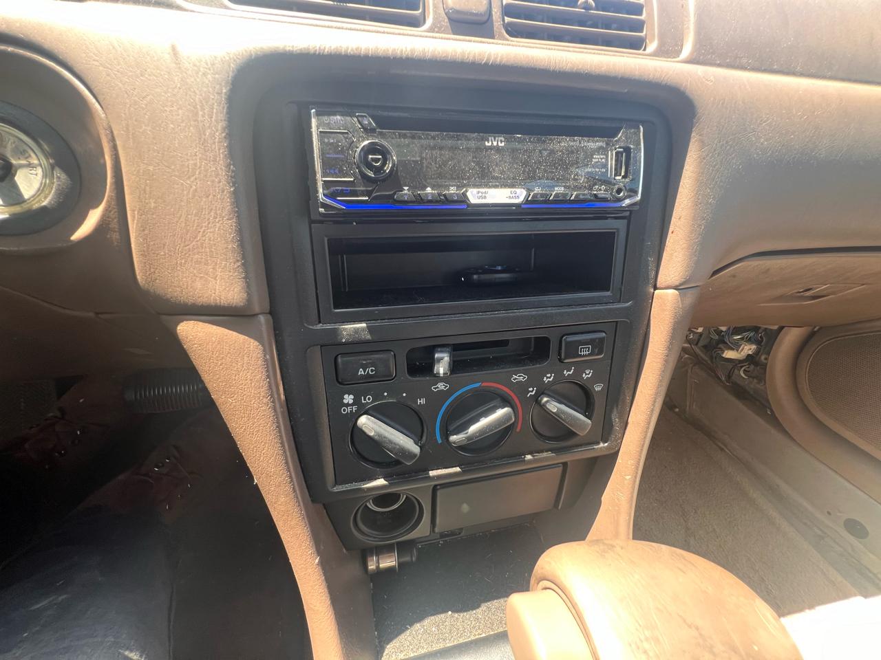 Toyota Camry 4dr Sdn XLE Auto 1997