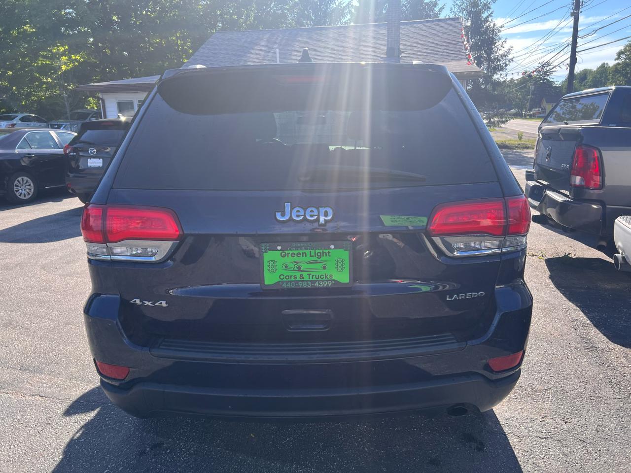 Jeep Grand Cherokee 4WD 4dr Laredo 2016