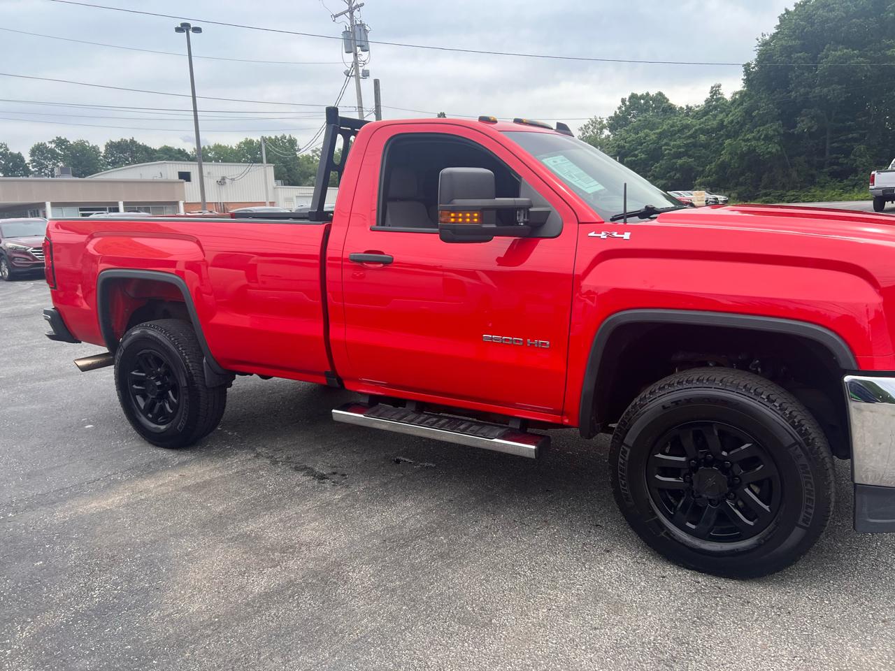 GMC Sierra 2500HD 4WD Reg Cab 133.6" 2016