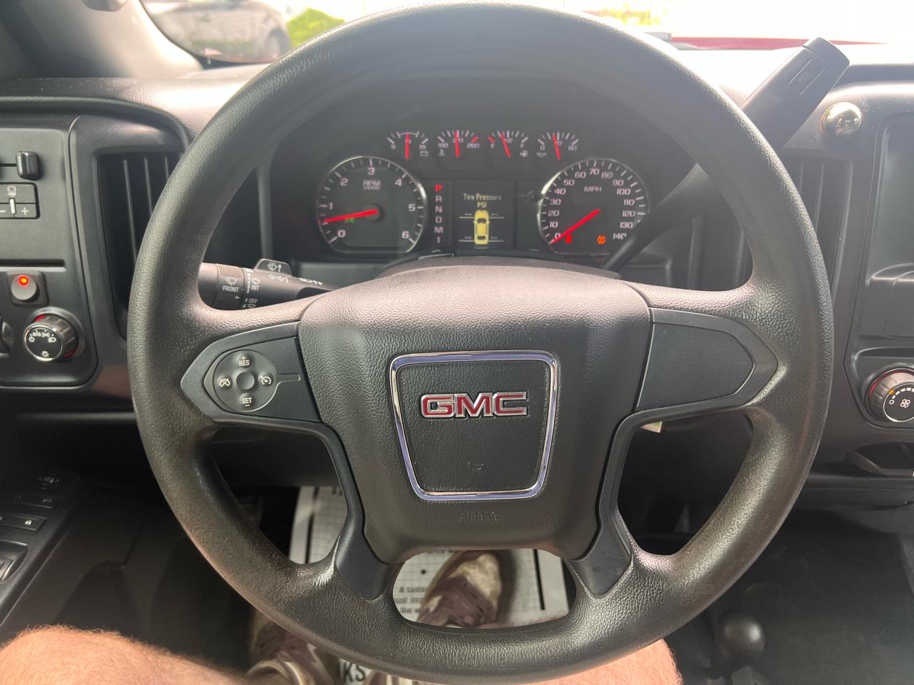 GMC Sierra 2500HD 4WD Reg Cab 133.6" 2016