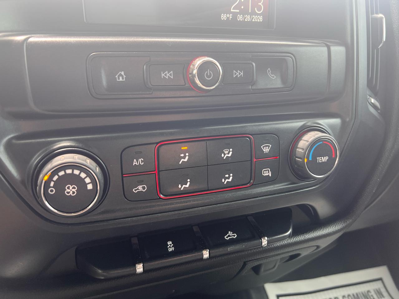 GMC Sierra 2500HD 4WD Reg Cab 133.6" 2016