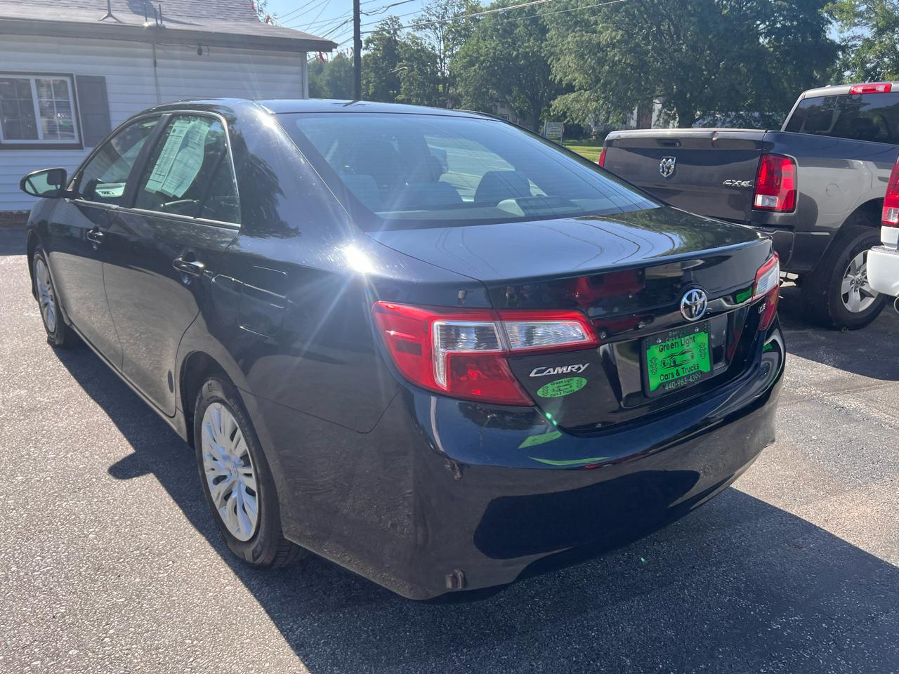 Toyota Camry 2014.5 4dr Sdn I4 Auto SE Sport (Natl) 2014