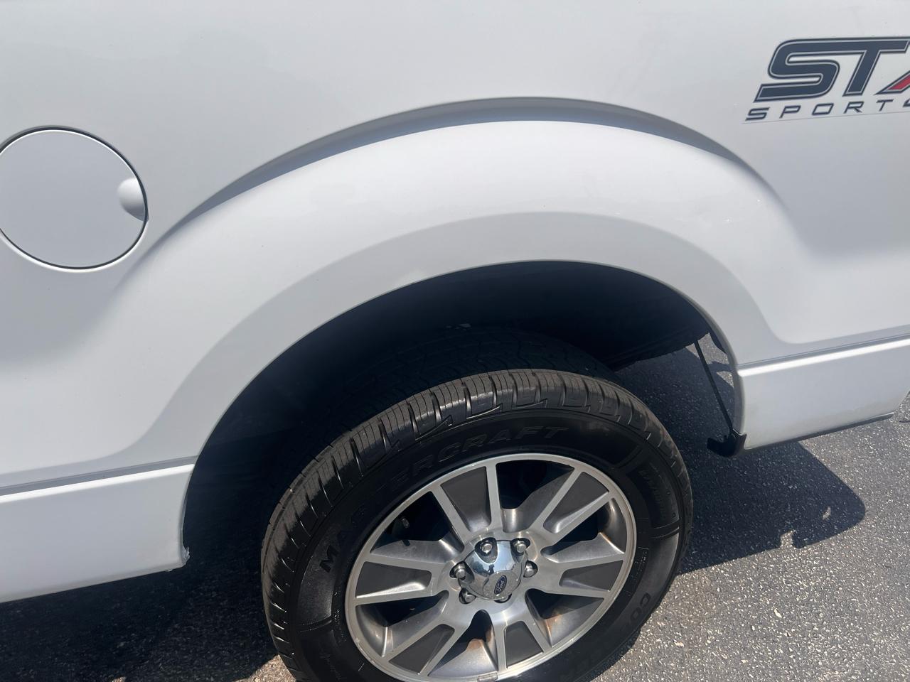 Ford F-150 STX SuperCrew 4WD 2014