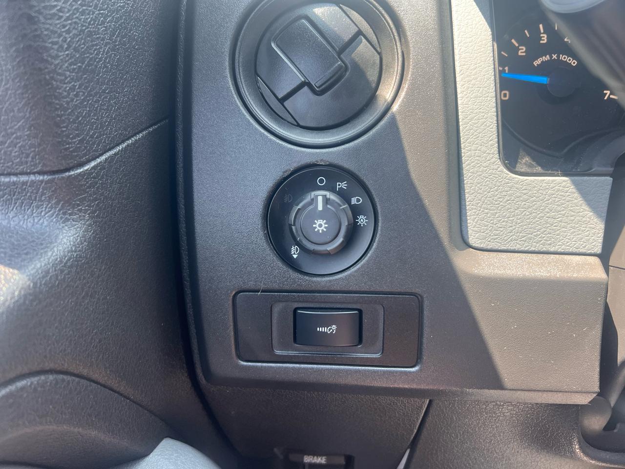 Ford F-150 STX SuperCrew 4WD 2014