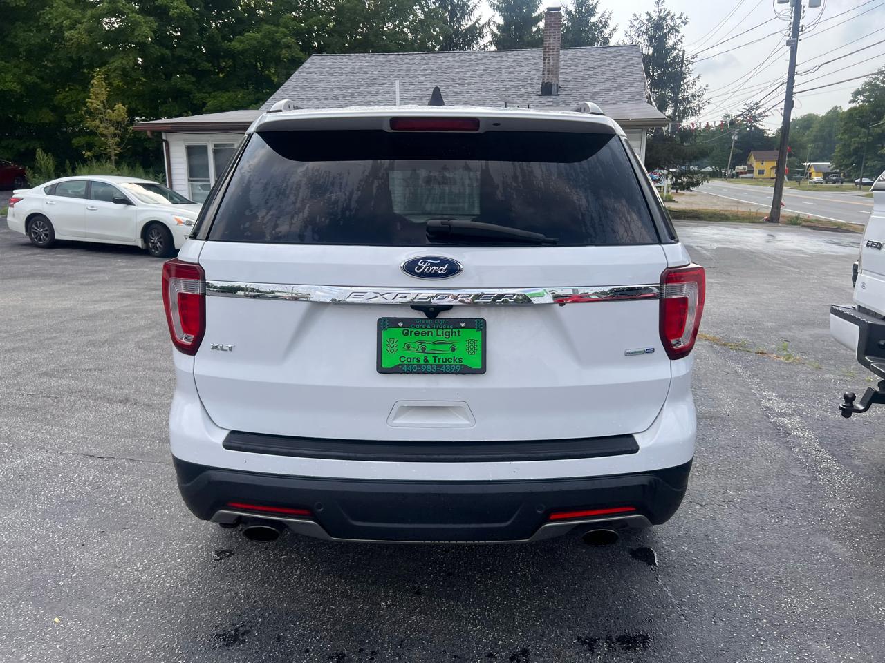 Ford Explorer XLT 4WD 2018
