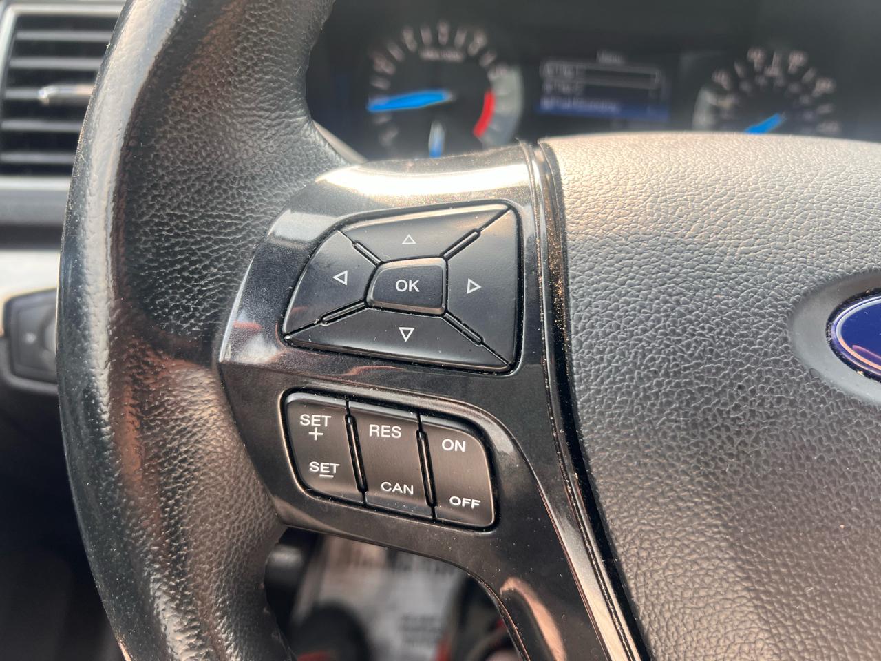 Ford Explorer XLT 4WD 2018
